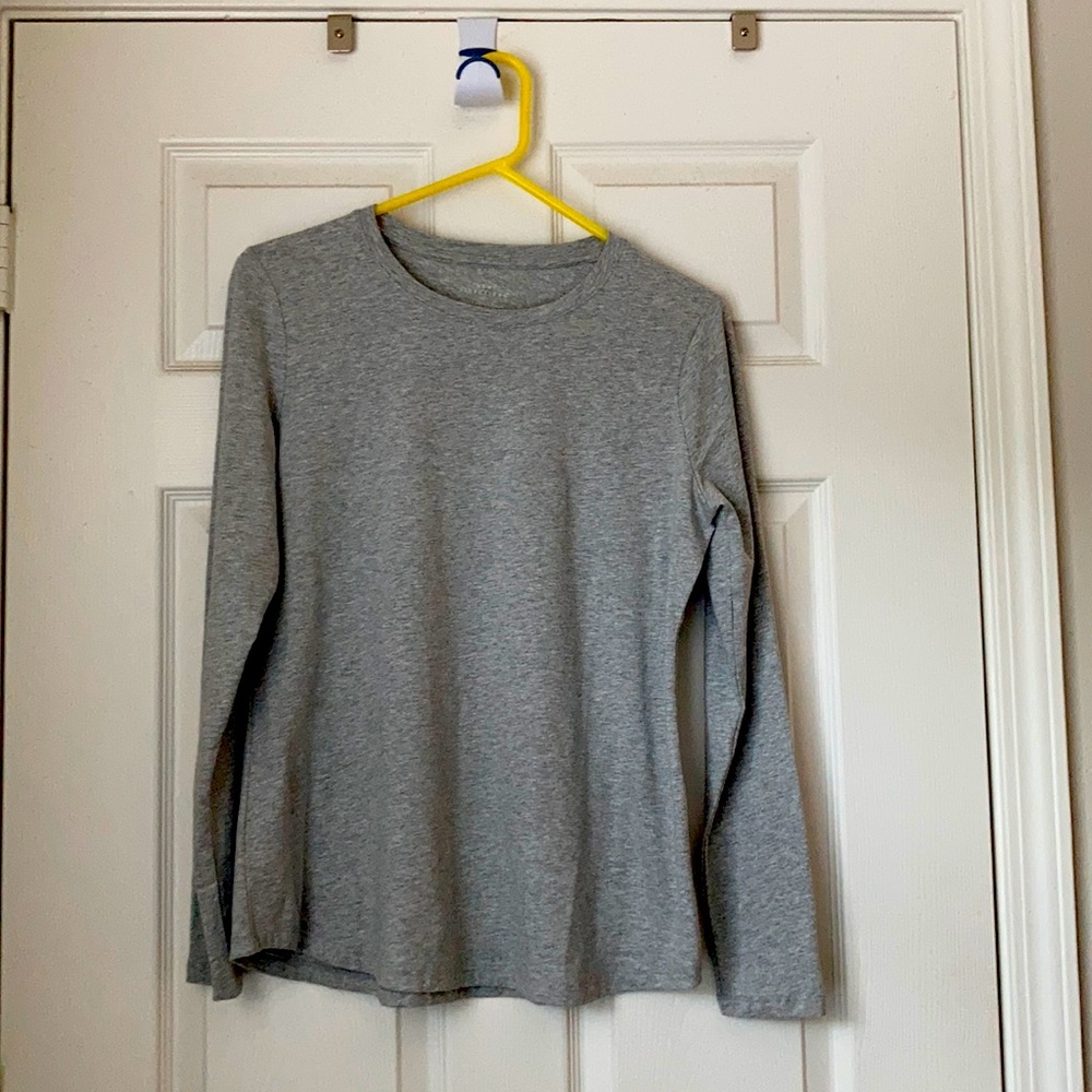 NWOT long sleeve Tee Shirt